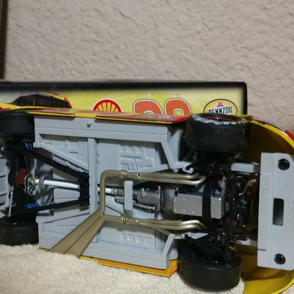 SOLD!!!KEVIN HARVICK #29 Shell Pennzoil 2007 Monte Carlo SS 1:24 NASCAR Diecast - Picture 9 of 12